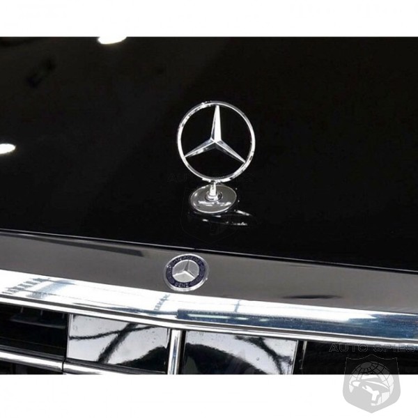 Woman Buys Mom A New Mercedes With Tips From Her Feetfinder Account